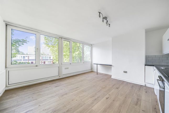 Thumbnail Flat to rent in Sherfield Gardens, London