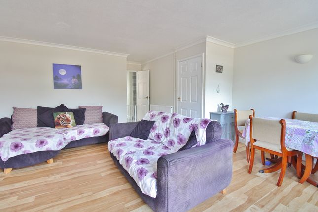 42, Victory Road, Stubbington photo 4