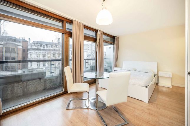 Flat 2, John Trundle Court, Barbican, London photo 3