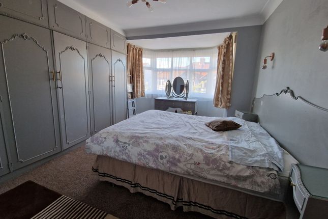 Terraced house to rent in Fleetwood Road, Willesden Green