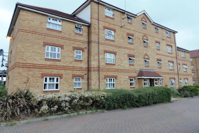 Thumbnail Flat for sale in Bluebell Way, Ilford