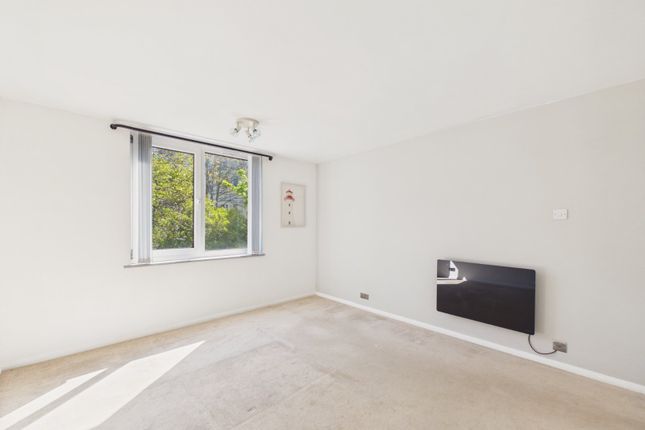 7, Edinburgh Place, Folkestone photo 5