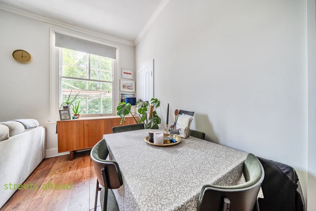 Flat 4, The Heights 7-9,, Beauchamp Road, London photo 4