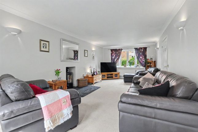 24, Rowe Close, Bideford photo 2