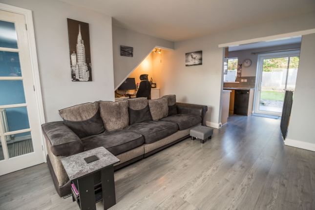 23, Brackendale, Chester photo 3