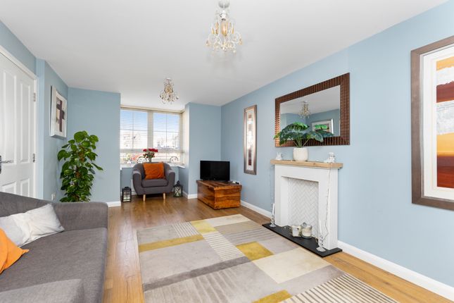 11, Maude Place, Kirkliston, Edinburgh photo 2