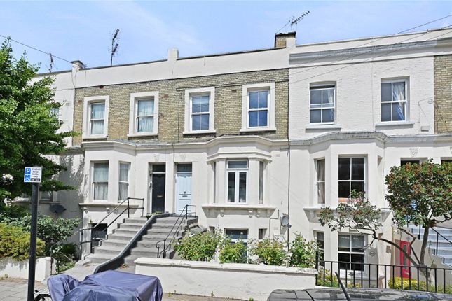 Flat to rent in Ellerslie Road, London