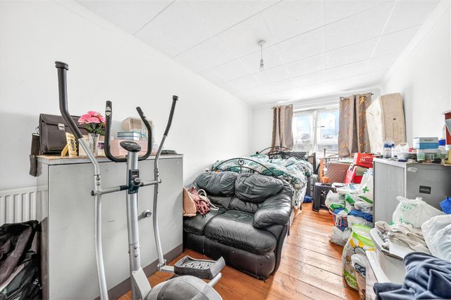 187, Warrior Square, London photo 4