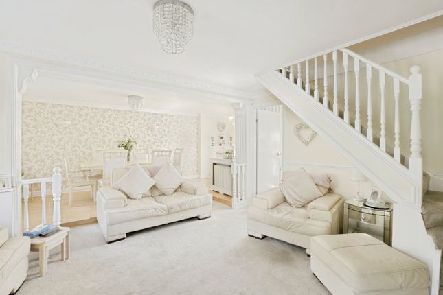 1, Somerford Way, London photo 2