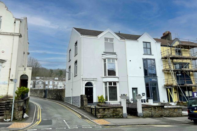 Town house for sale in Walter Road, Swansea SA1