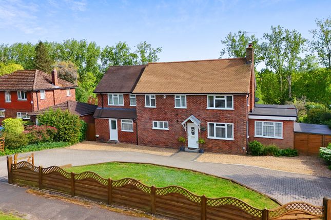 4-bed house on 66, Fairway Avenue, Reading, £1,000,000