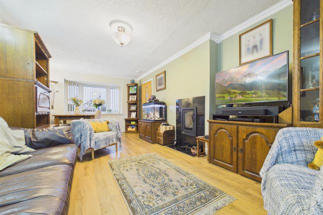 27, Nursery Road, Rugeley photo 2