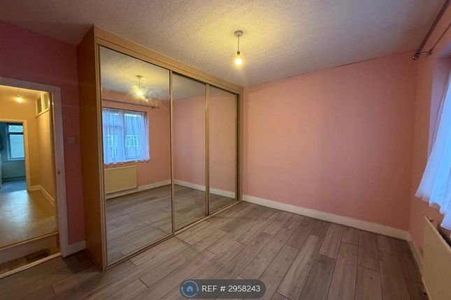 Rotherfield Road, Enfield photo 5