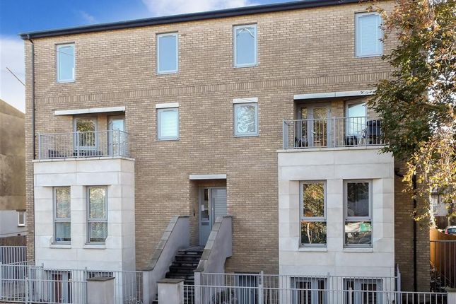 Thumbnail Flat for sale in Dagnall Park, London