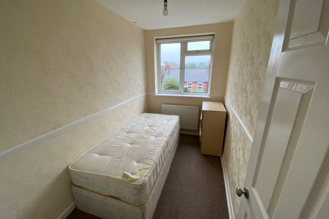 83A, Shenley Road, Borehamwood photo 5