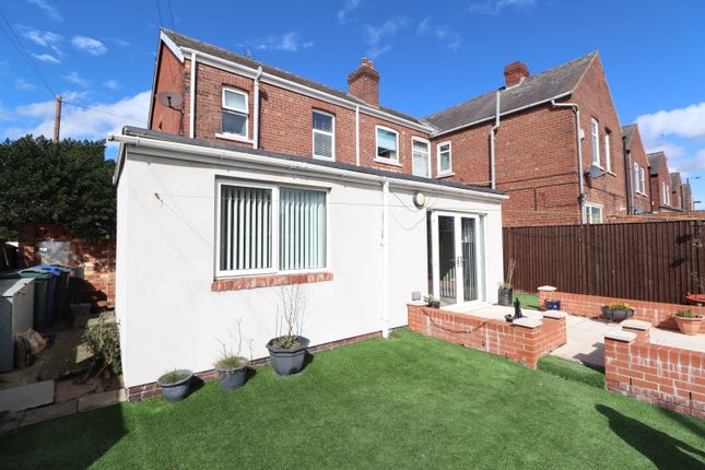 Town house for sale in Sheffield Road, Warmsworth, Doncaster