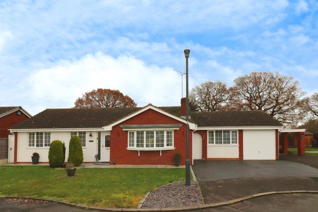 Thumbnail Detached bungalow for sale in Muirfield Close, Nuneaton