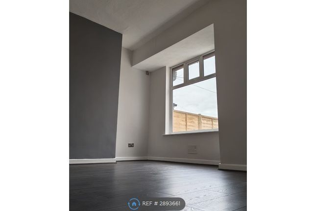Winstanley St, Wigan photo 2