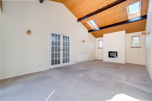 7, Kings Meadow Drive, West Yorkshire photo 4