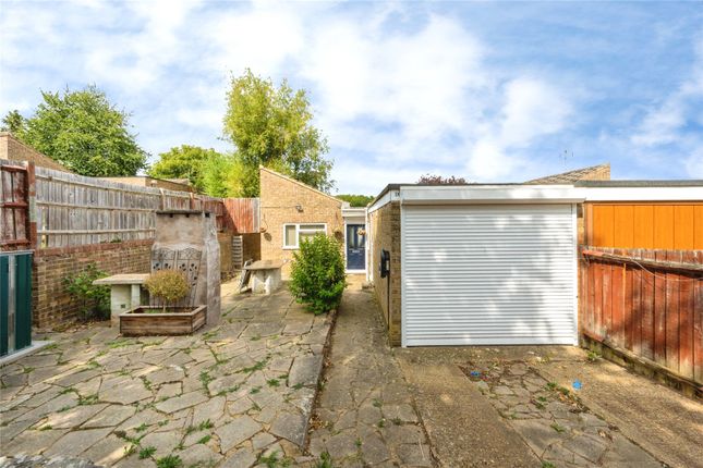 3-bed house on 1, Knaves Hill, Bedfordshire, £310,000