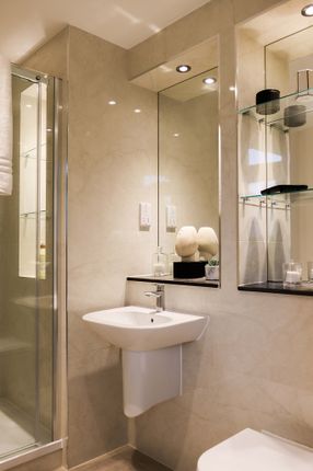2 Station Grove, Wembley photo 5