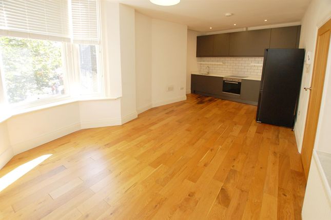 Flat 1, 1a, Castle Street, Tonbridge photo 2