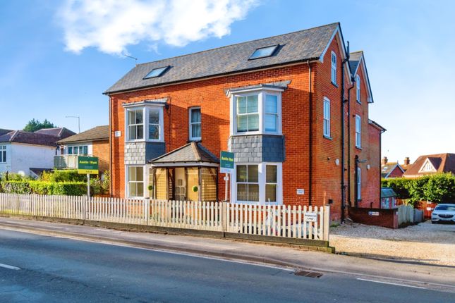 Flat for sale in Southampton Road, Lyndhurst, Hampshire