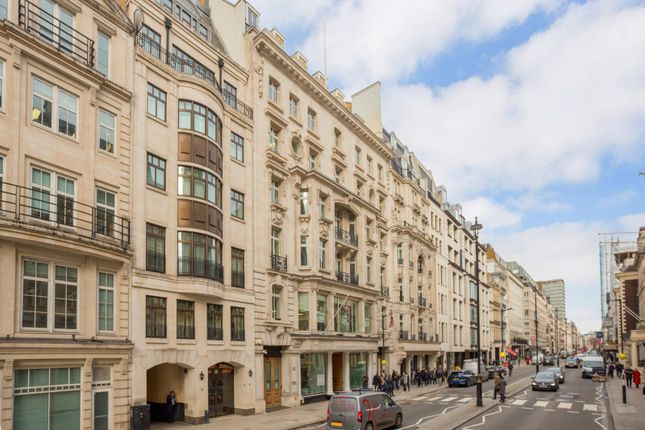 Flat for sale in Pall Mall, London