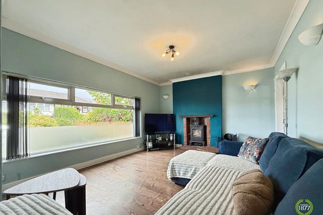 7 Moor Lane, Darwen photo 2