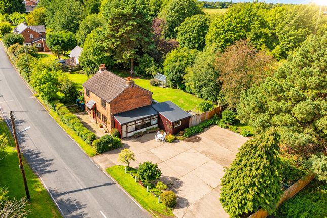 3-bed detached on Holly Cottage,, Guilden Sutton Lane, Chester, £600,000