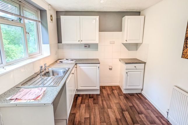Flat 10b Ridge House, Trenance Road, St. Austell photo 3