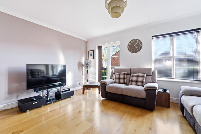 3, Oakhurst Place, Watford photo 3