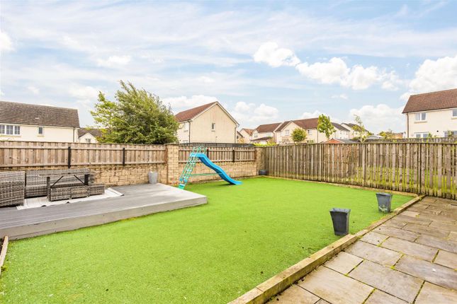 1, West Cults Court, Whitburn photo 4