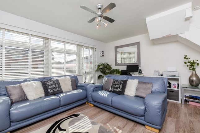 2 bed maisonette for sale in Congreve Street, Elephant &amp; Castle SE17