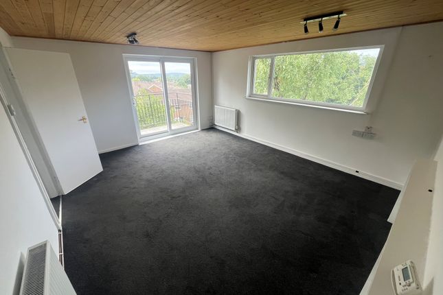 13, CWMBRAN photo 2