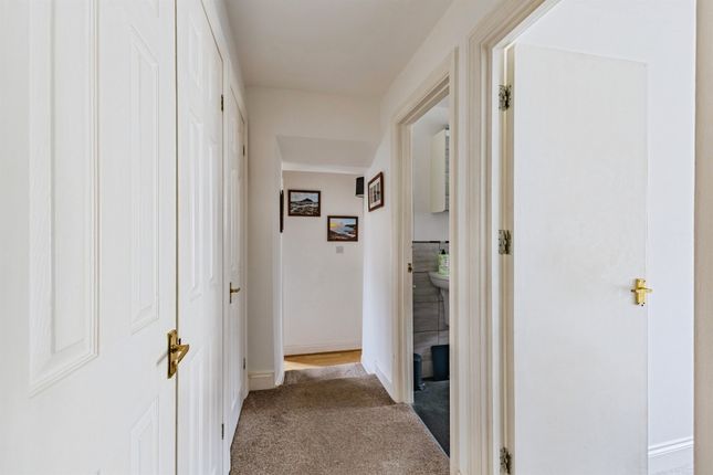 Flat 4, 8, West Cliff, Dawlish photo 2