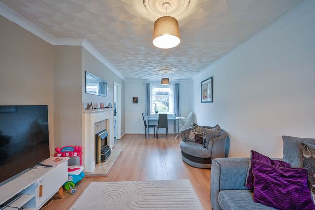 142, Pye Green Road, Cannock photo 4