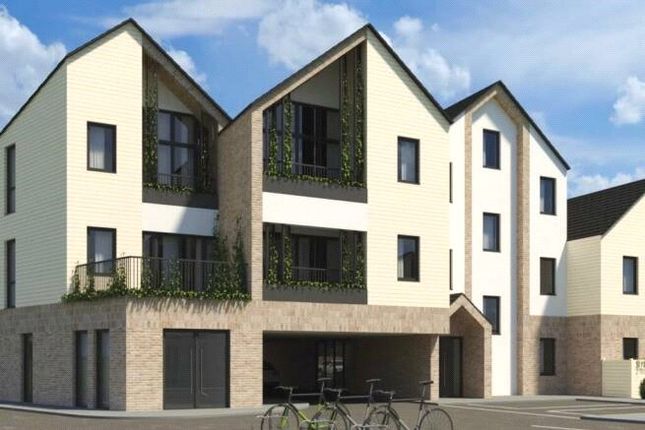 Flat for sale in High Street, Rayleigh, Essex