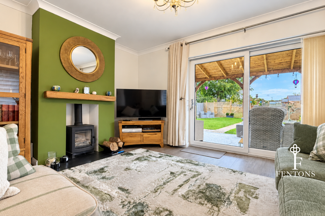 Elm Grove, Kirby Cross photo 4