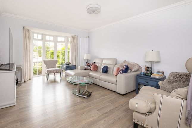 3-Cotswold-Close-...