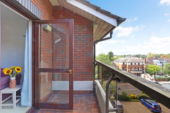 Flat 33, 562 Finchley Road, London photo 4