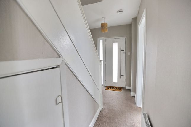 15 Brooklawn Drive, Manchester photo 2