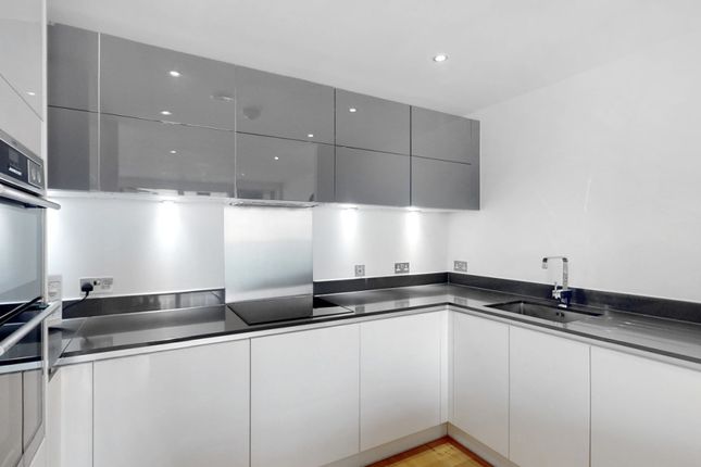 Flat for sale in Marsh Court, London