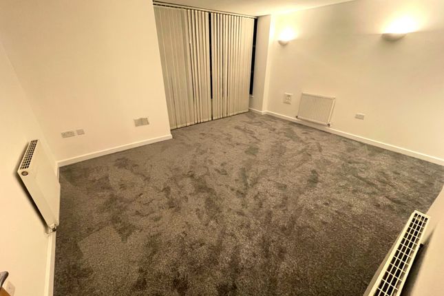 62, Exon Apartments, Romford photo 3