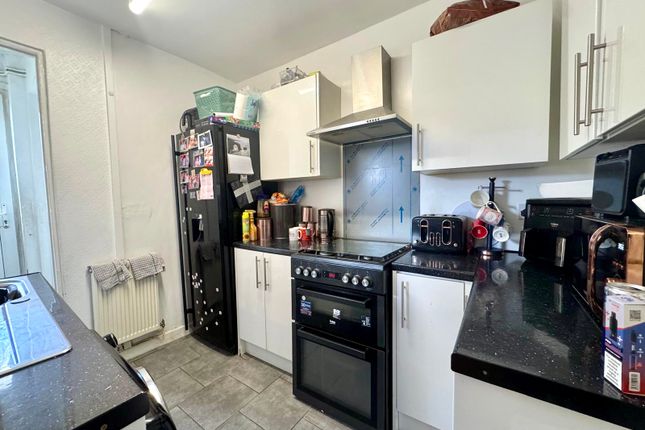 17 Overton Street, Merthyr Tydfil photo 4