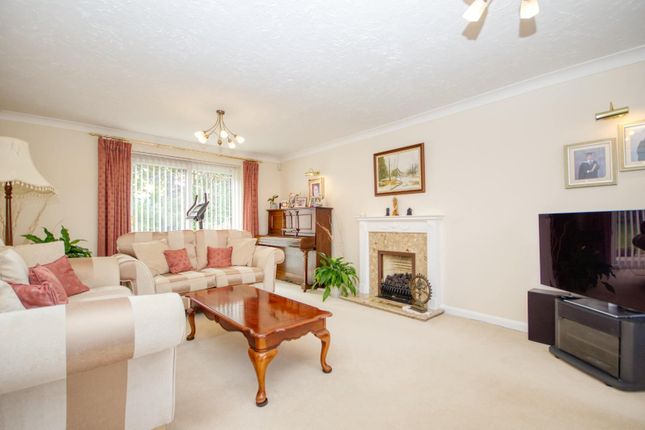 33, Oak Vale, Southampton photo 4