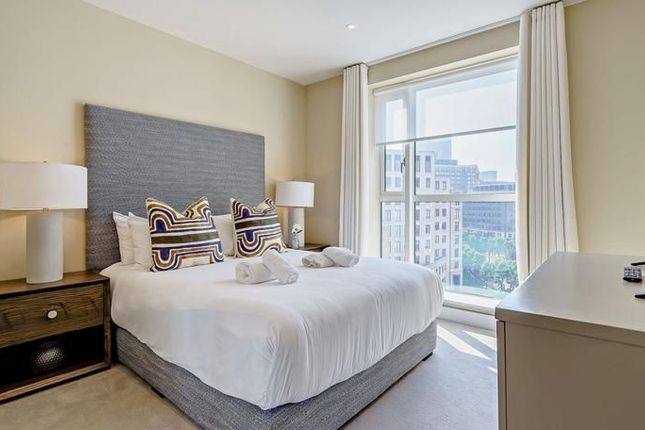 Apartment 91, 39 Westferry Circus, London photo 3