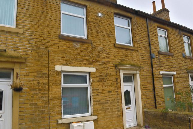 Flat to rent in Bradford Road, Fartown, Huddersfield
