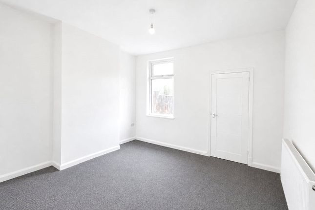 18, Percy Road, Leicester photo 4