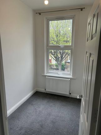 34, Lawton Road, London photo 5